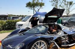 开云体育登录-包含阿斯顿马丁横扫迈凯伦，皮亚斯特里点燃赛场的词条