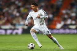 开云体育平台APP-烈焰焚城！詹姆斯统治级演出率热火冲垮雄鹿，定义东部新秩序