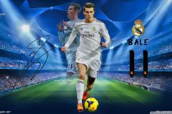 开云体育直播-克瓦拉茨赫利亚化身防守铁闸，佛罗伦萨强势攻克沙特劲旅