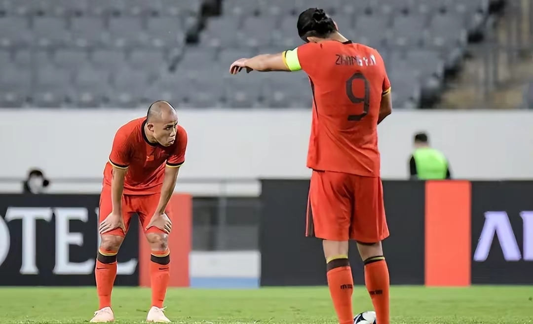 包含泰国队遭遇挫折,悲剧落幕于世界杯八强的词条 包含泰国队遭遇挫折,悲剧落幕于世界杯八强的词条