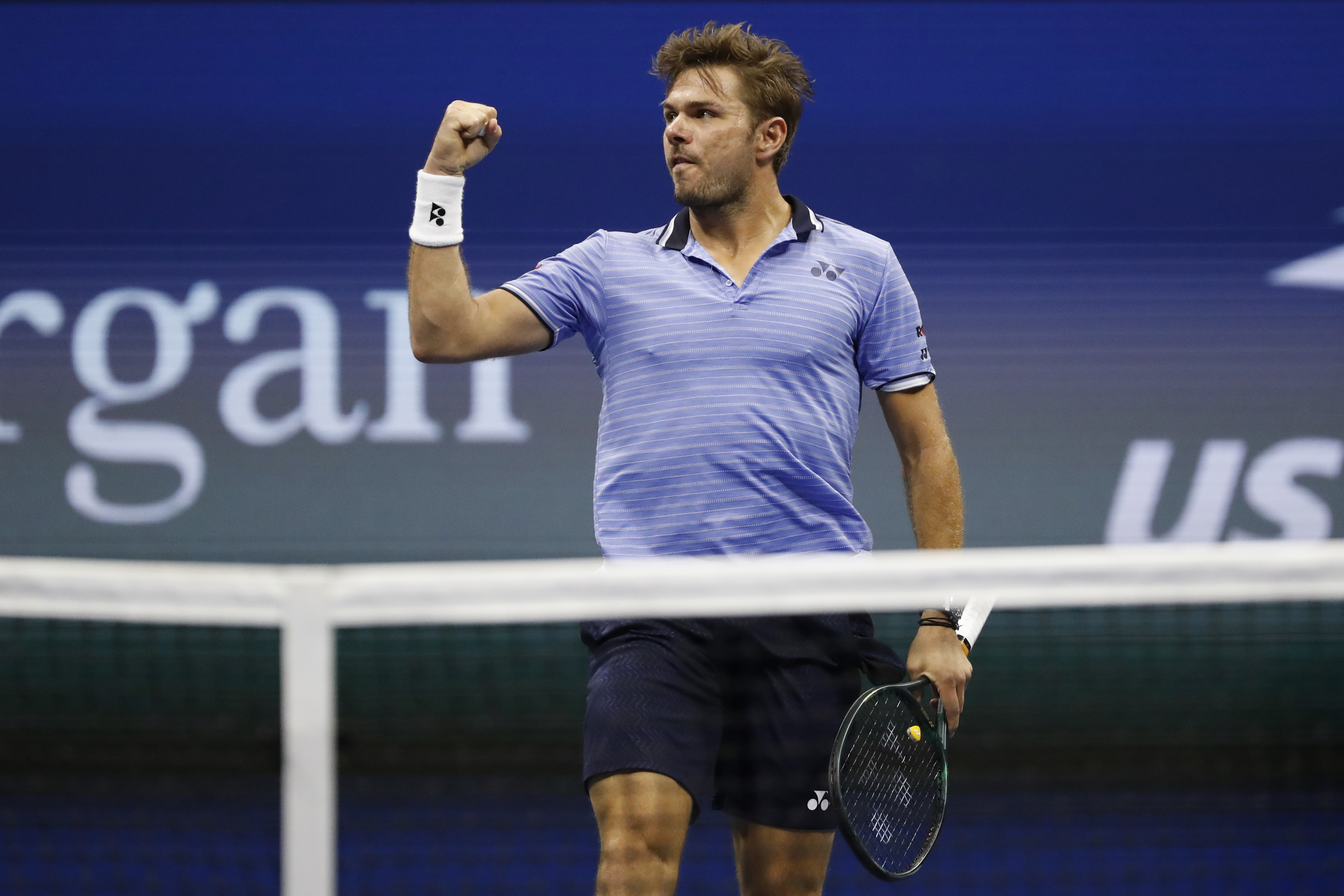 意大利网球队强势西班牙网球队，瓦林卡制霸全场的简单介绍