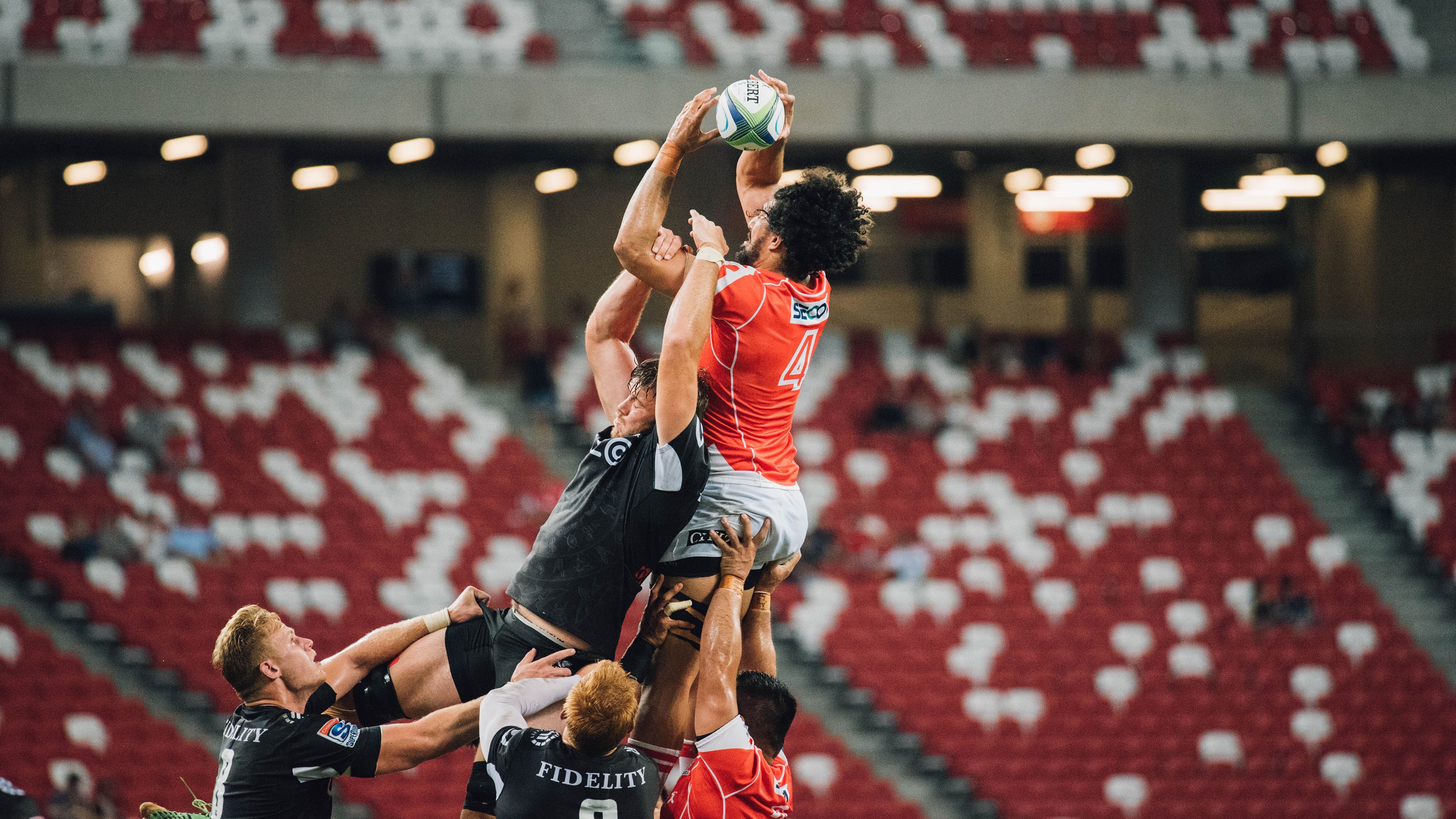 欧冠淘汰赛之夜，阿劳霍，那个带动全队节奏的定海神针