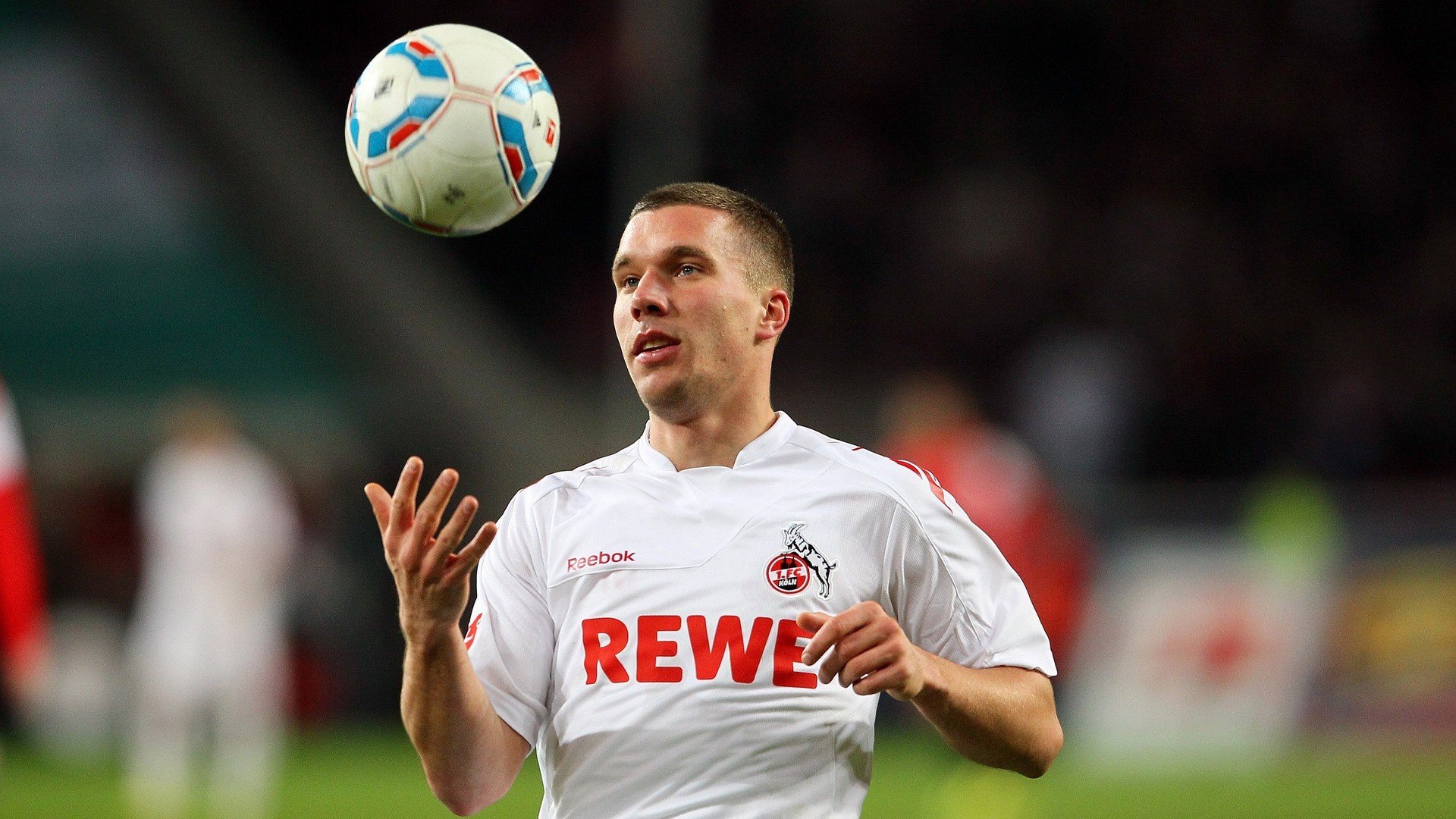 红牛二队力克威廉姆斯,拉塞尔统治全场,一场颠覆预期的F1战役