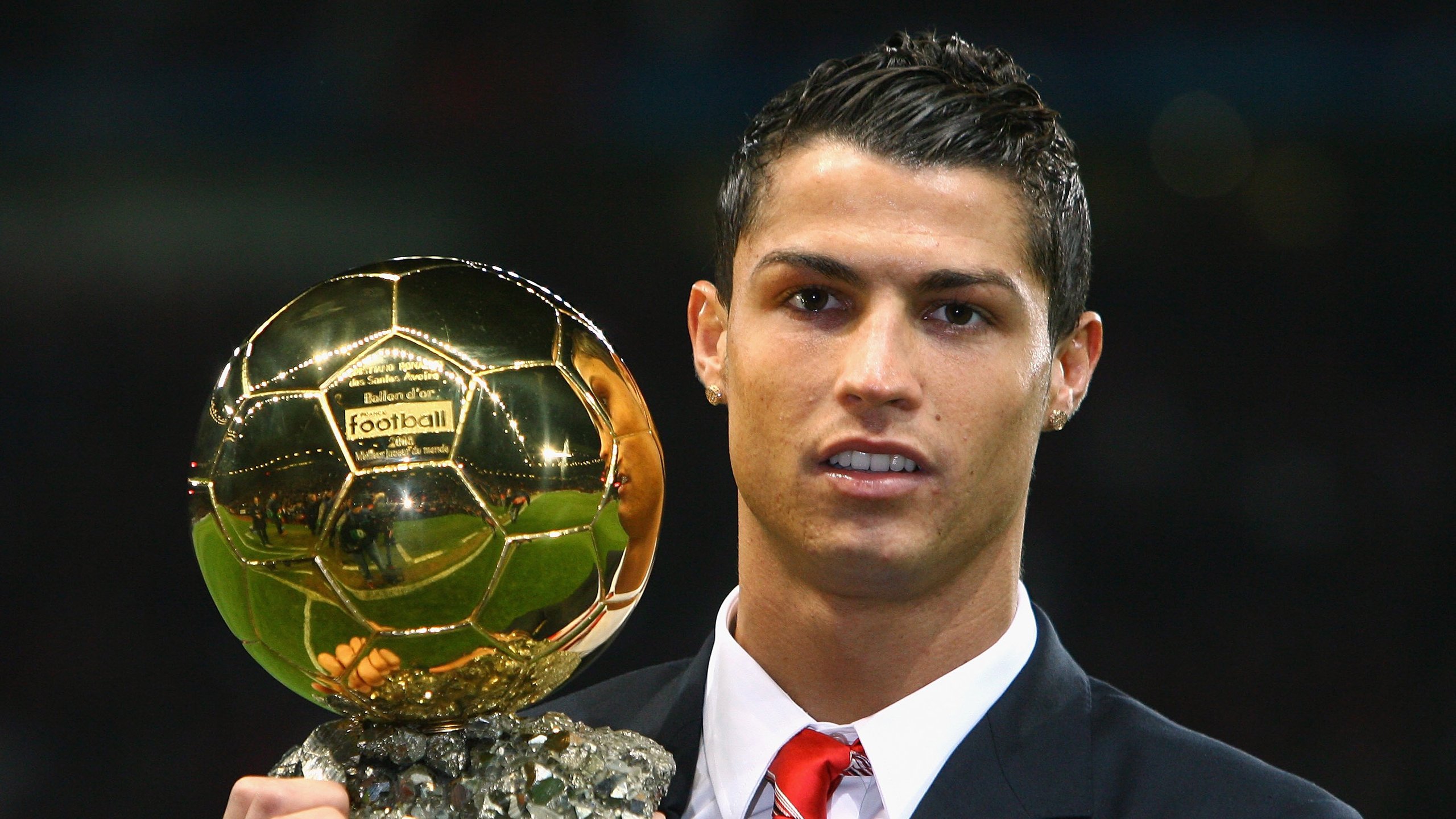 马德里竞技力克德国，当铁血意志遇上火热梅西，足球宇宙的宿命回响